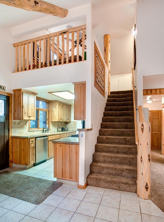 2N Big Pine Lodge Вавона Экстерьер фото